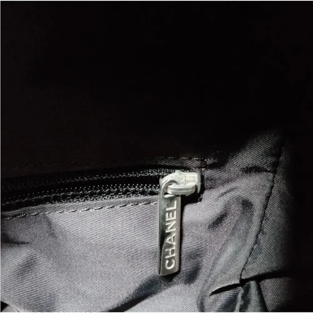 💎✨Authentic✨💎CHANEL Tote Bag Black - Picture 15 of 16